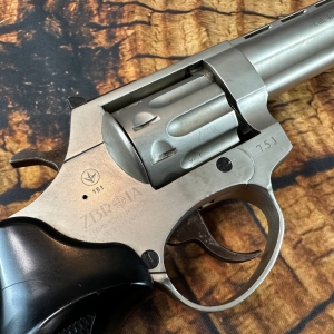 Купить Zbroia Profi 4.5" satin б/у  Фото 2