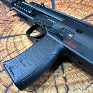 Купить Umarex Heckler & Kosh MP7A1SD б/у  Фото 2